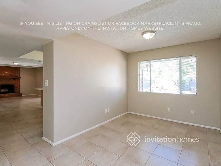 12042 N 28th Pl — Photo 5