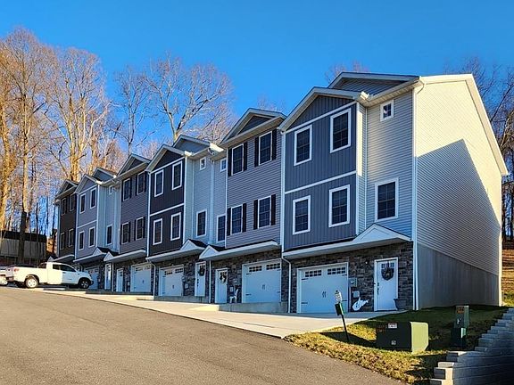 2nd image of 34 Misty Ln