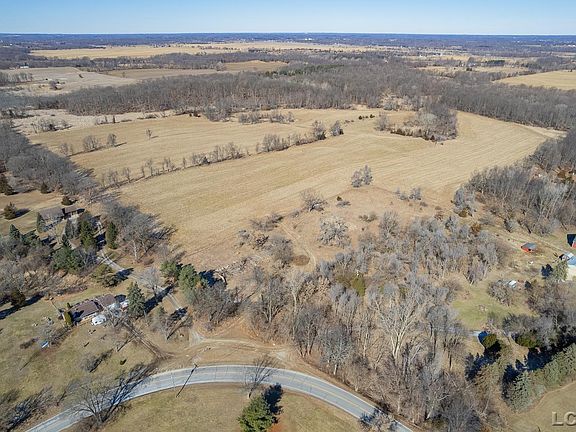 5th image of 9550 Case Rd