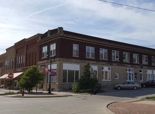 832 12th st Belle Plaine - Apt 2, Belle Plaine, IA 52208