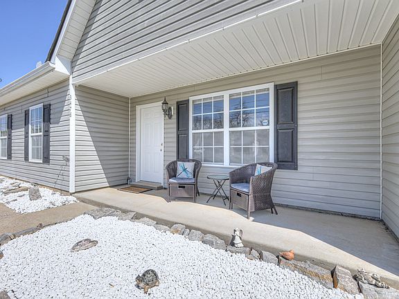 2nd image of 3478 Hardwood Dr