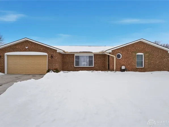 1371 Cornish Dr, Vandalia, OH 45377