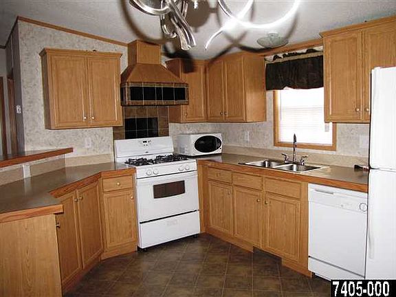 4th image of 164 Linda Dr