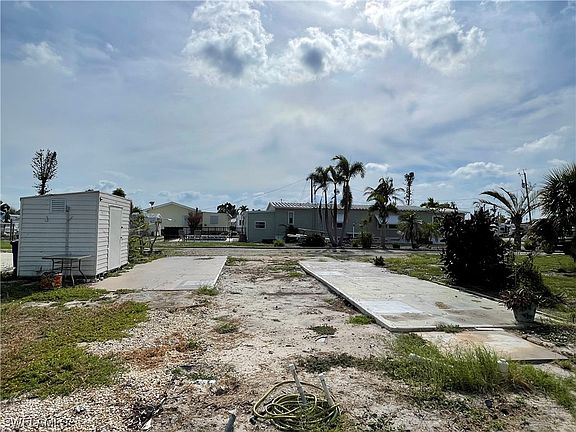 3rd image of 4920 Flamingo Dr