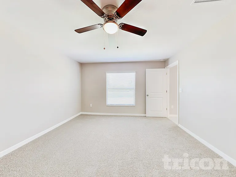 5541 Turkey Creek Way — Photo 7