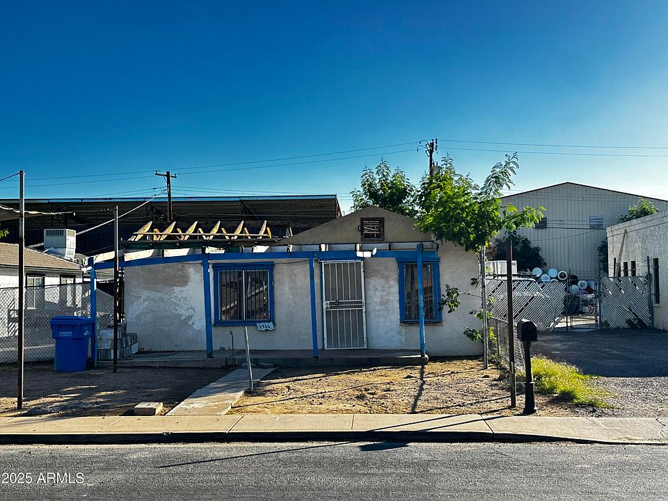 2nd image of 1711 W LATHAM Street