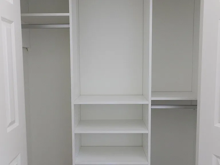 728 Green St NE — Photo 10