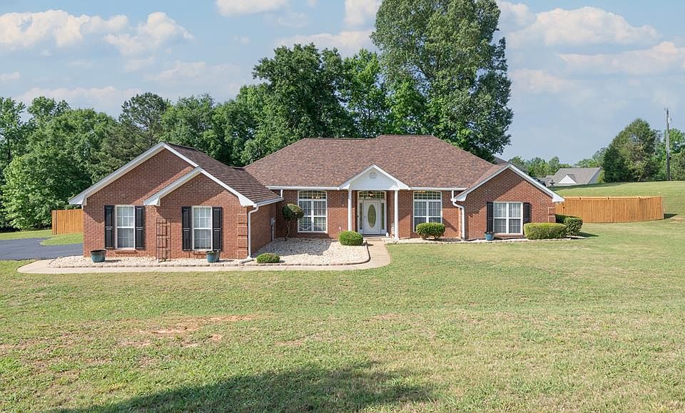 1st image of 664 Boyd Branch Dr