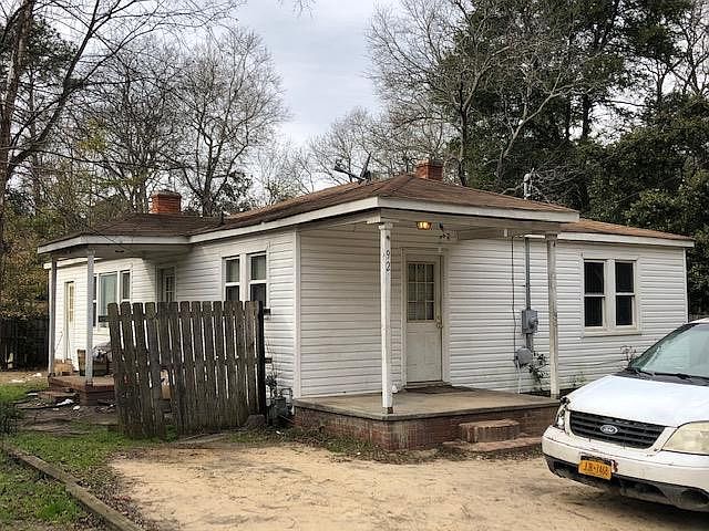 1st image of 922/924/ Hampton Avenue NW