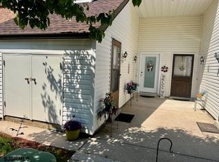 20 Country Hickory Ln #20, Egg Harbor Township, NJ 08234