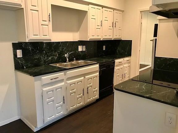 5th image of 3222 San Sebastian Dr