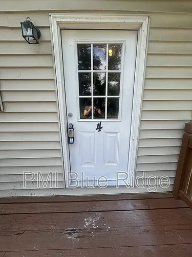 2020 Somerset Dr Photo 1