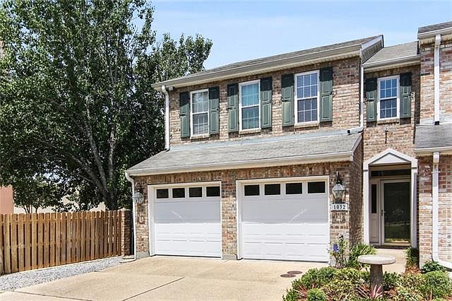 1st image of 1032 Old Metairie Pl
