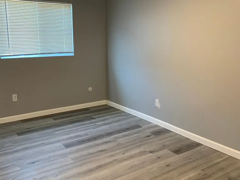 5972 Streamview Dr #1-4 — Photo 6