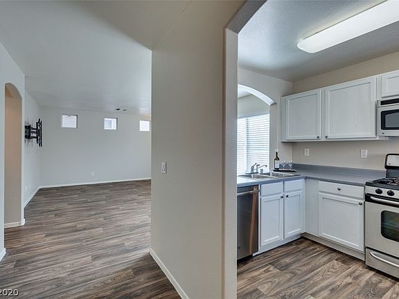 4th image of 6253 Oread Ave