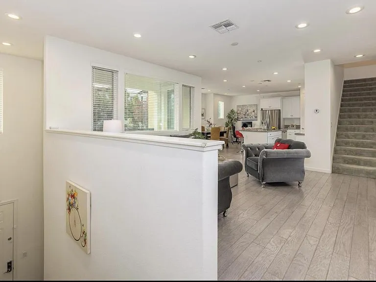 5649 Dublin Blvd — Photo 2