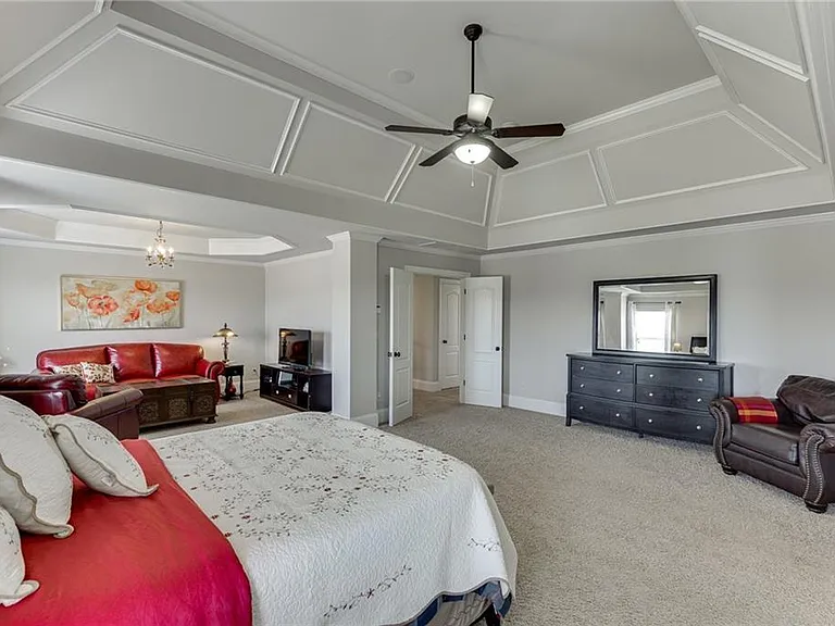 4612 Grandview Pkwy — Photo 44