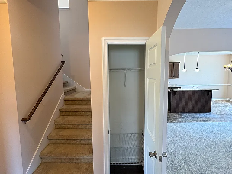 116 Jameson Pl — Photo 10