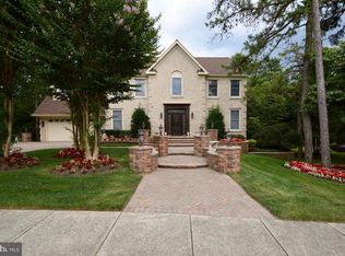 93 Forrest Hills Dr, Voorhees, NJ 08043