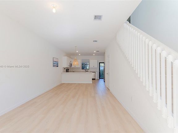 3rd image of 1605 SW 28th St #1605