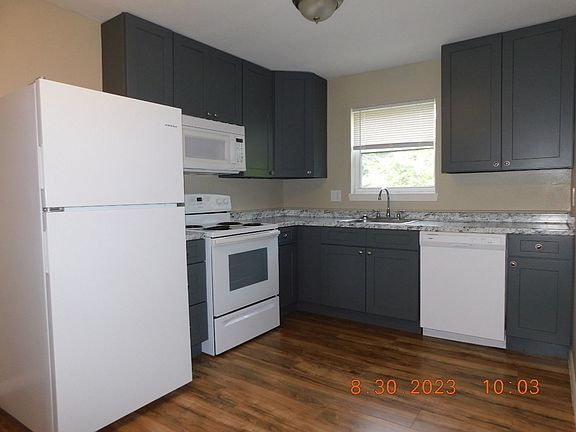 3rd image of 5540 N Broadway St #5540-22