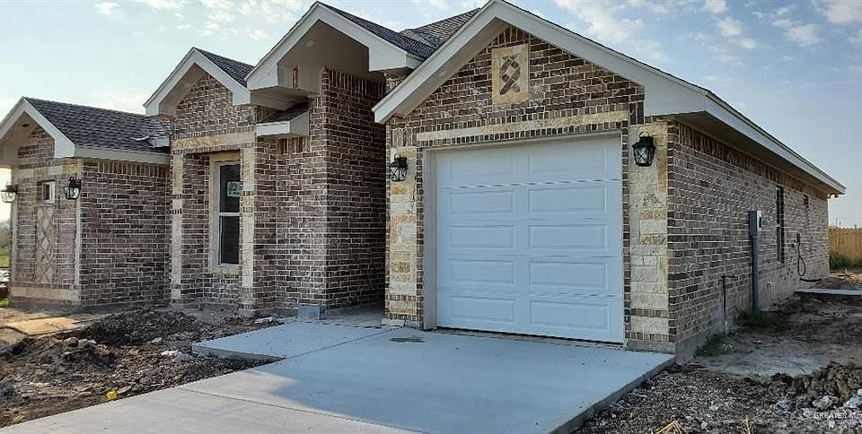 1st image of 3312 Las Vistas Ln