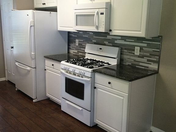 kitchen/pantry