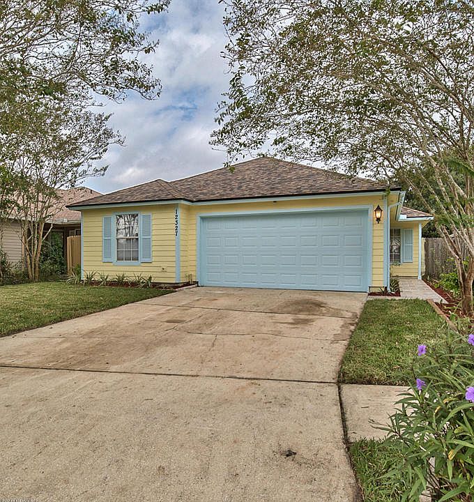 1st image of 12327 Sondra Cove Trl N