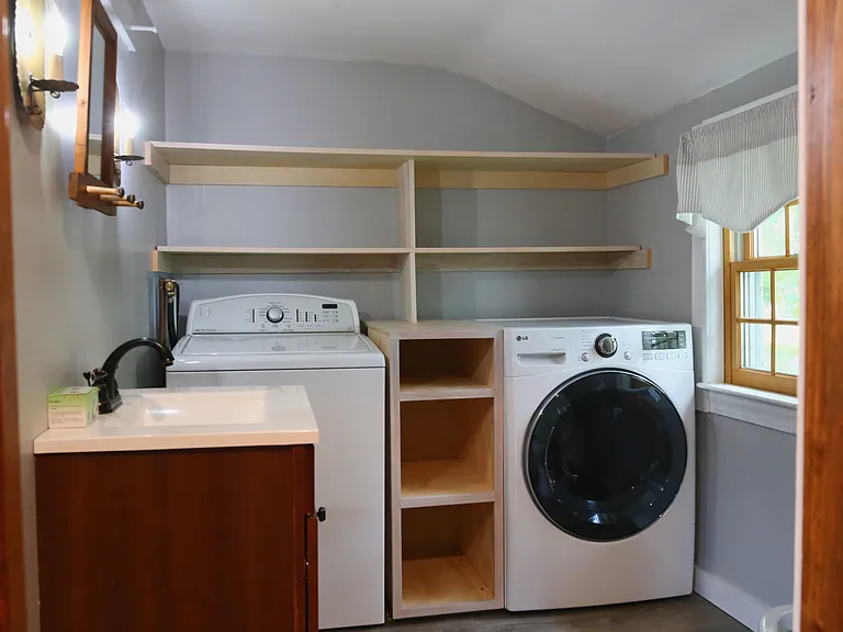 44 Pleasant St — Photo 10