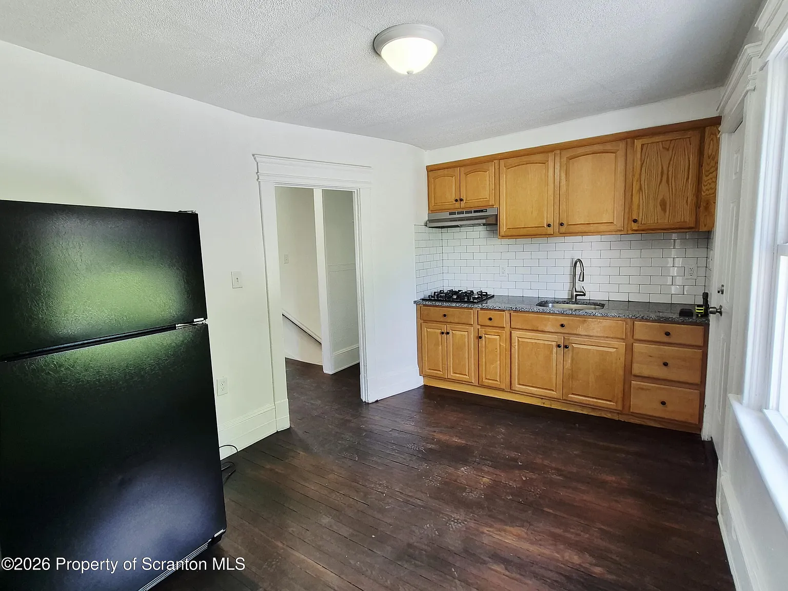 1 bed, 1.0 bath, 789 sqft, $1,200 — Photo 3