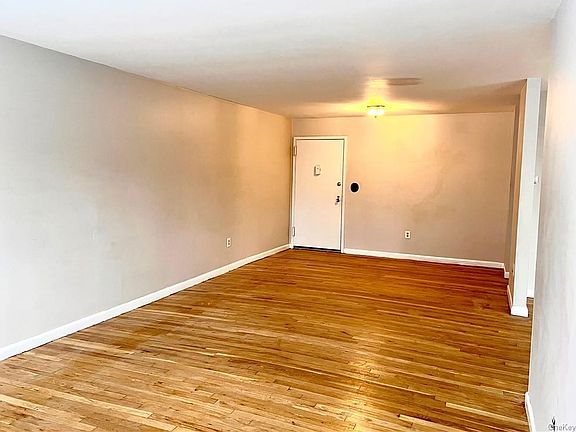 4th image of 810 Blooming Grove Tpke APT 91
