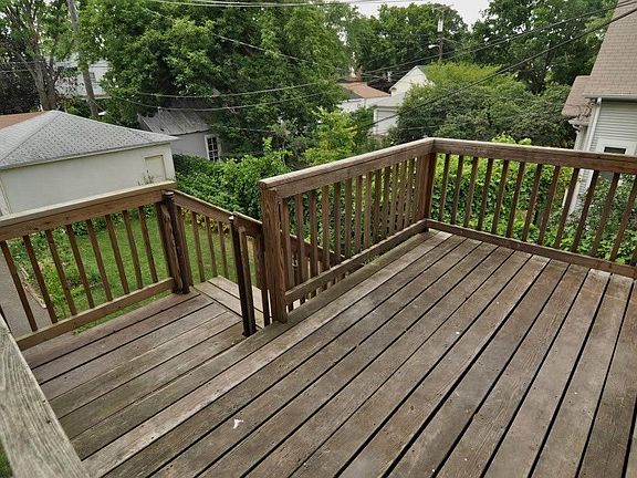 3rd image of 3426 Harriet Ave #2