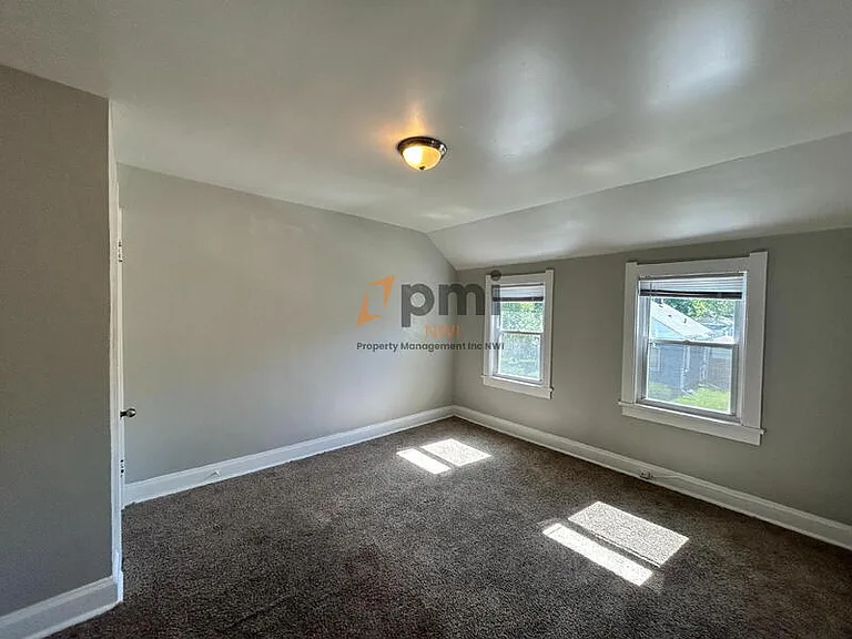 6136-6138 Ray Ave #6138 RAY AVE — Photo 10