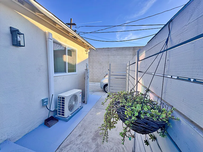 231 Vista Ave #1/2 — Photo 19