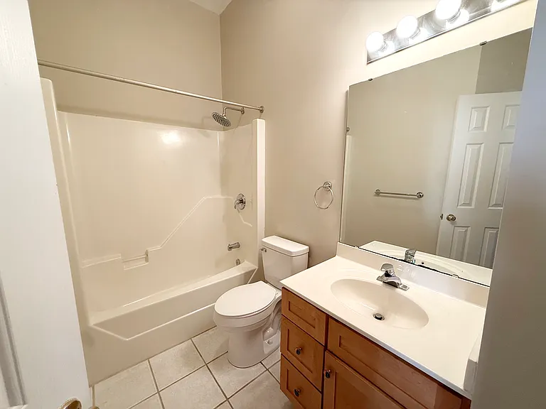 4906 Shaftesbury Pl — Photo 9