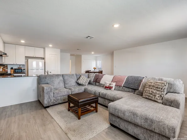 8623 Astral Place, San Antonio, TX 78252