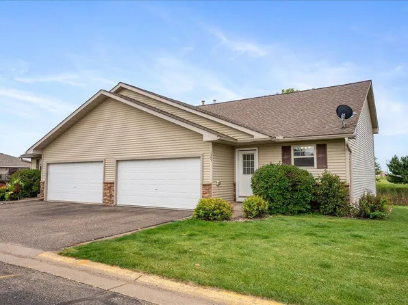 1565 Ponderosa Ln, New Richmond, WI 54017