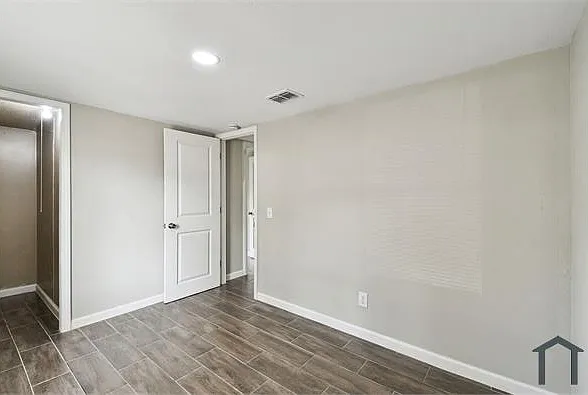10625 Bay Hills Cir — Photo 19