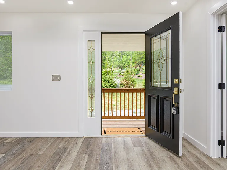 286 Berkeley Rd — Photo 4