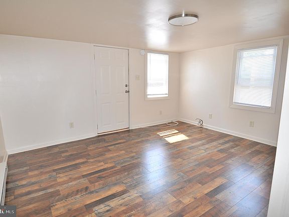 4th image of 511 Bonneville Ave