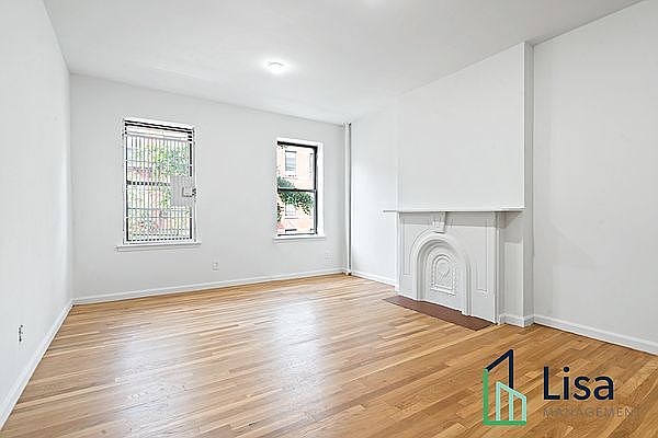 1st image of 428 W 48th St APT 3E