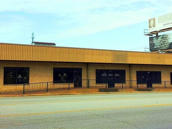1st image of 228 S Main St