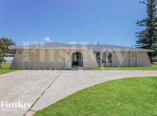 904 SE 34th Ter, Cape Coral, FL 33904