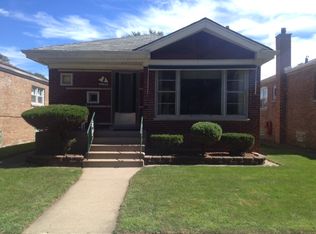 9915 S Escanaba Ave, Chicago, IL 60617
