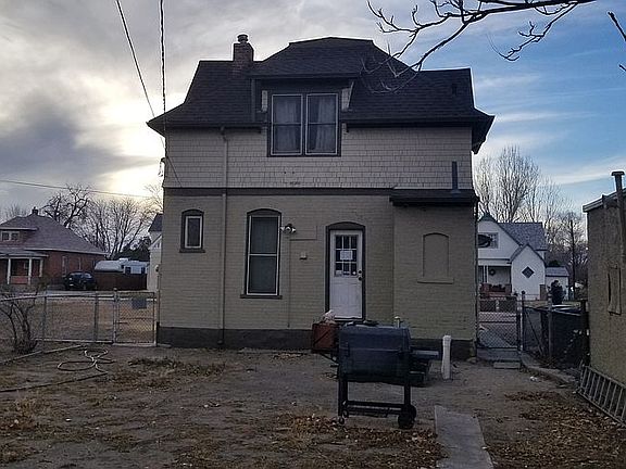 2nd image of 922 Berkley Ave