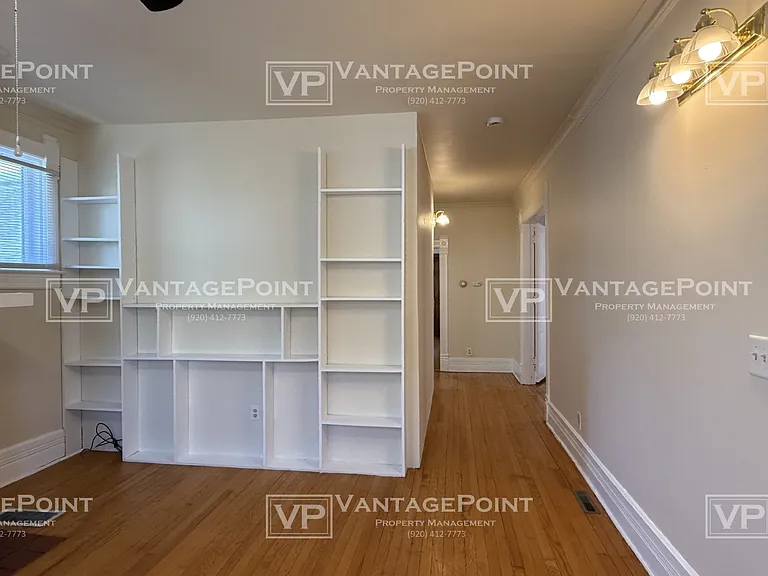 220 S Maple Ave — Photo 5