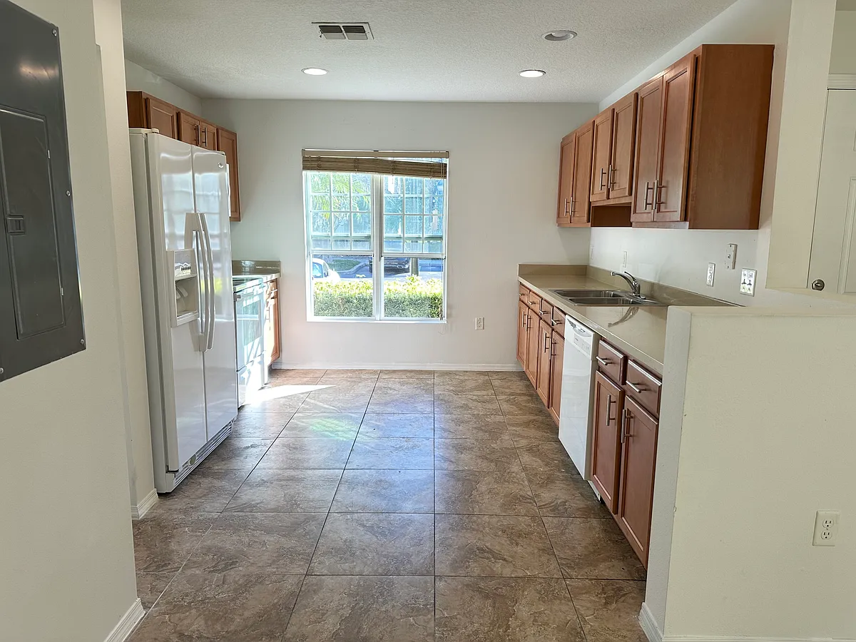 Building Photo - 5113 Dominica Dr