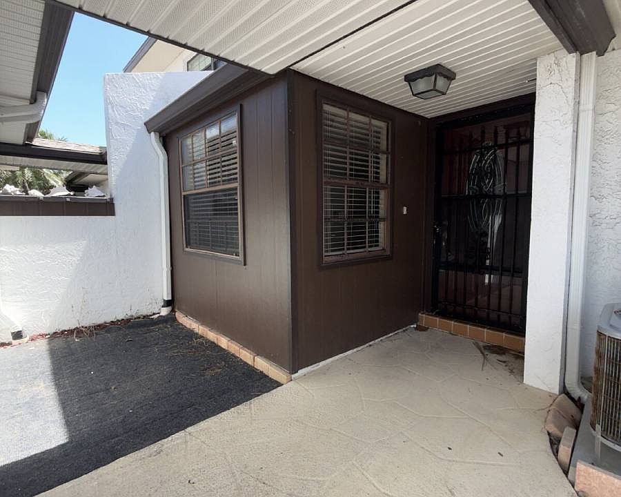 1st image of 255 Paradise Blvd APT 10