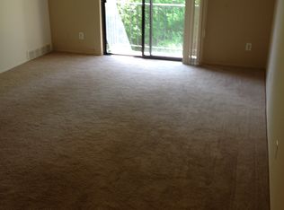 30225 Timberidge Cir APT 102, Farmington Hills, MI 48336