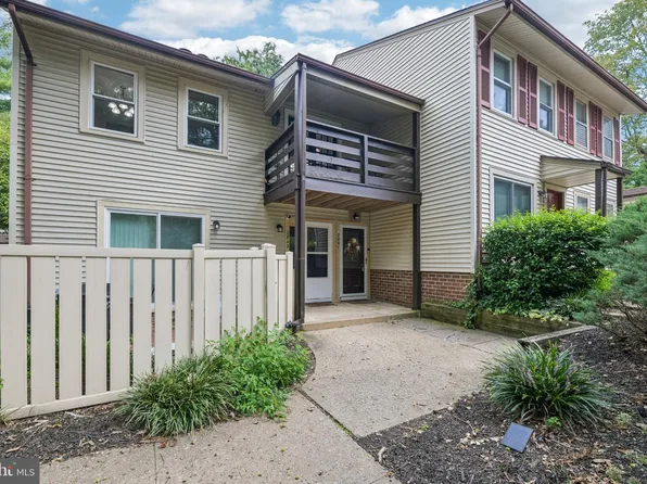2841 Chablis Cir, Woodbridge, VA 22192